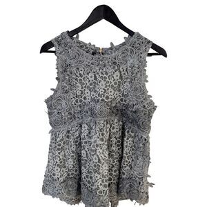 POL‎ Grey Lace Embroidered Sleeveless Baby Doll Blouse